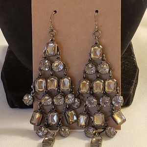 💐6/25 gray dangle teardrop diamond shape